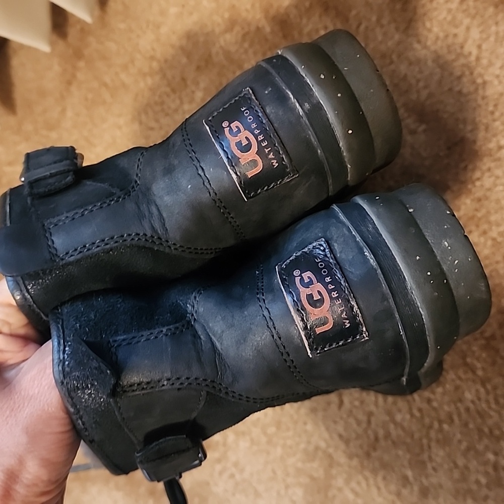 UGG Cecile Waterproof Boots - Picture 5 of 12